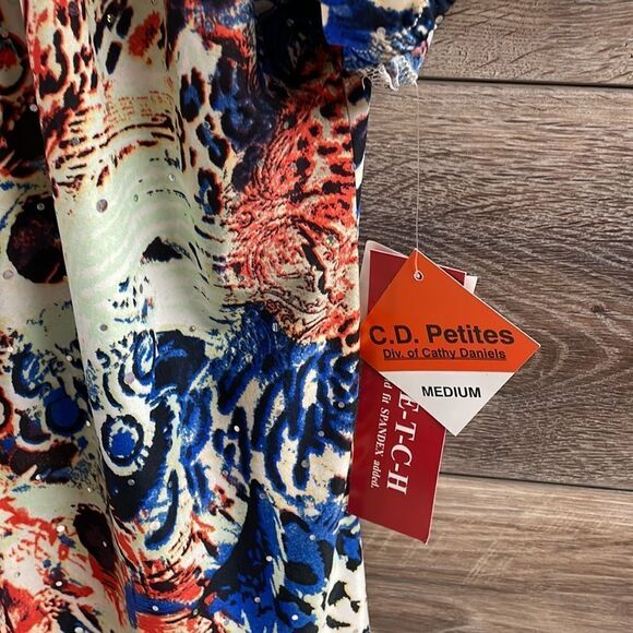 C.D. Petites Ladies Scoop Neck Sequins Blouse, Size PM Petite Medium,Multicolor - Picture 7 of 8